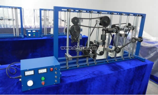 空間機(jī)構(gòu)創(chuàng)新組合及虛擬演示實(shí)驗(yàn)臺(tái)