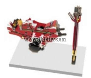 共軌高壓泵帶壓力調(diào)節(jié)閥和噴嘴解剖模型