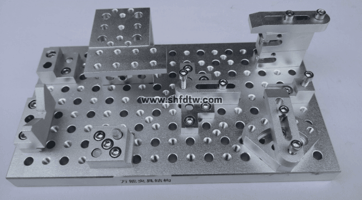 孔系拆裝機(jī)床夾具