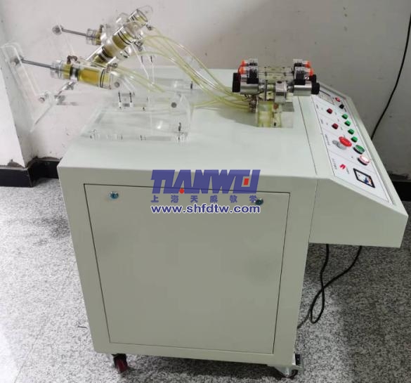 透明液壓推土機(jī)實(shí)訓(xùn)臺(tái)