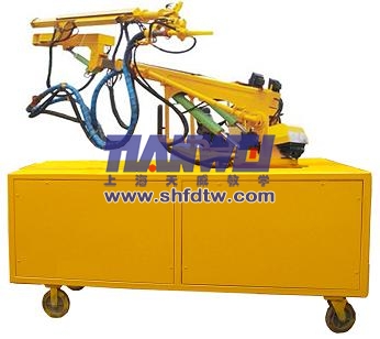 混凝土噴漿車仿真實(shí)訓(xùn)裝置